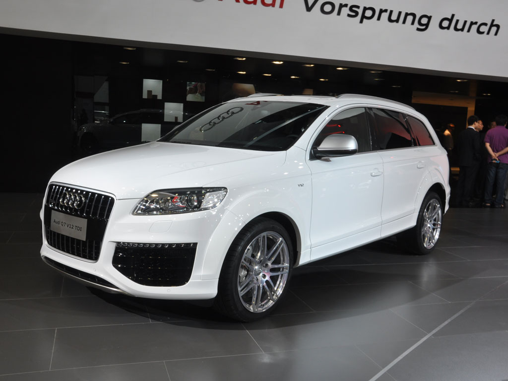 µq7