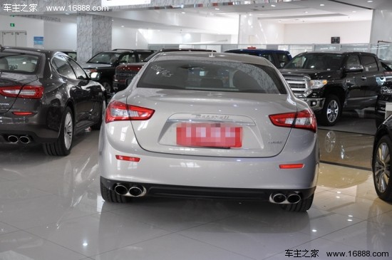操控方面:玛莎拉蒂总裁美规v6高清图片